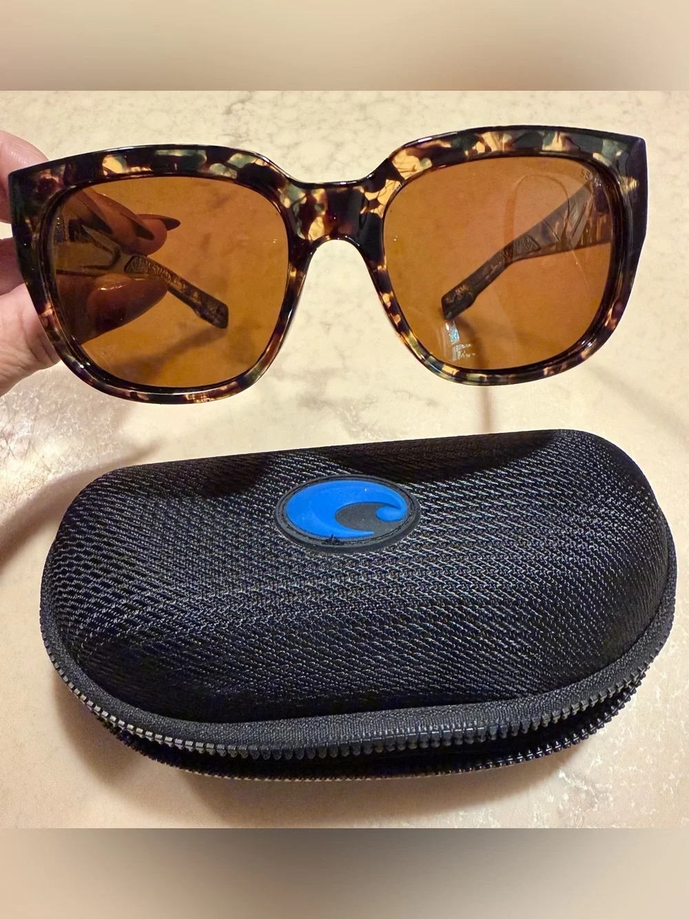 Costa water woman Tortoiseshell Frame Sunglasses like new!!!